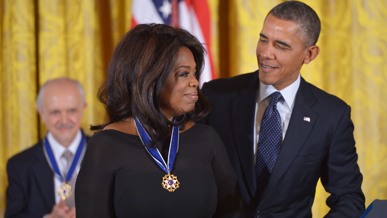 oprah_obama_medal_of_freedom.jpg