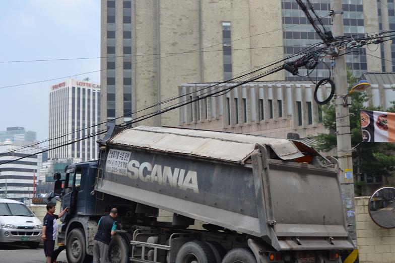 Scania.JPG