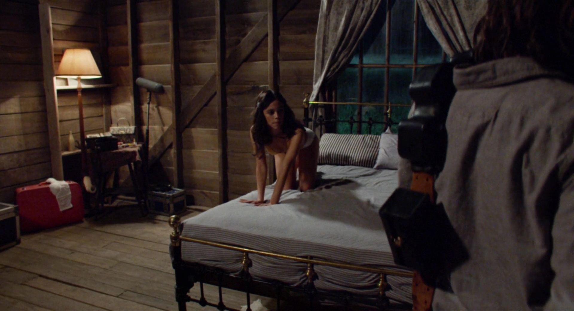 jenna-ortega-nude-sex-scene-scandalplanet-4.jpg