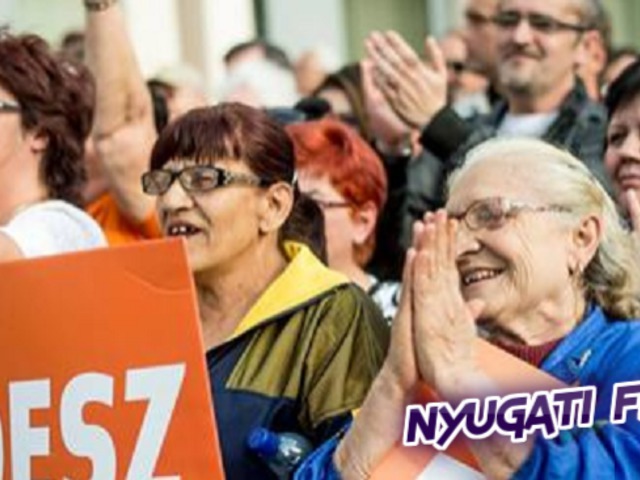 40 forinttal olcsóbb csirkefarhátért ne adjuk el az országunkat egy bűnbandának!