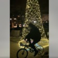 Biciklihajtással bárki karácsonyi fényeket varázsolhat a II. kerületben