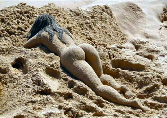 20-Wonderful-Art-World-Of-Sand-Sculpting-09.jpg