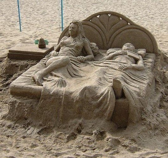 20-Wonderful-Art-World-Of-Sand-Sculpting-17.jpg