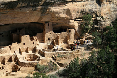 375px-Mesa_Verde_National_Park_Cliff_Palace_Right_Part_2006_09_12.jpg