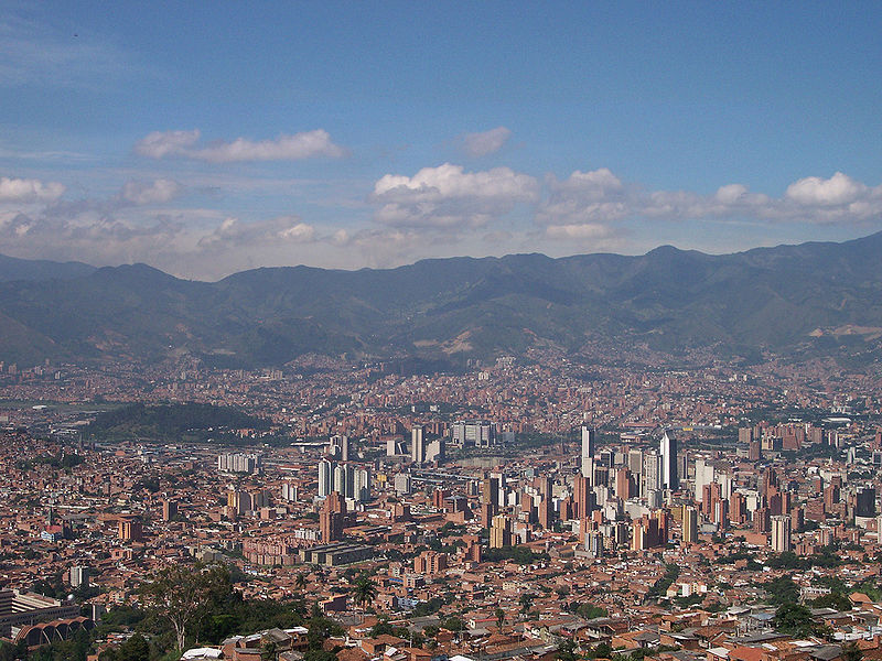 800px-Panoramica_de_Medellin-Colombia.jpg