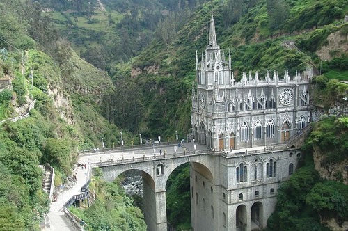 Las-Lajas-Cathedral.jpg
