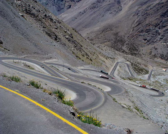 Los-Caracoles-Pass-1.jpg