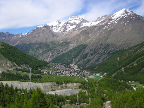 Saas-Fee-Switzerland.jpg