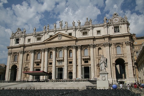 St.-Peter-Basilica.jpg