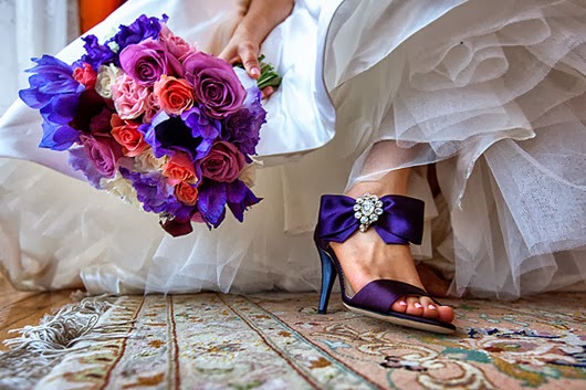 Wedding+Shoes+ideas+purple+bouquet+13.jpg