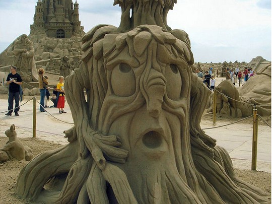 20-Wonderful-Art-World-Of-Sand-Sculpting-03.jpg