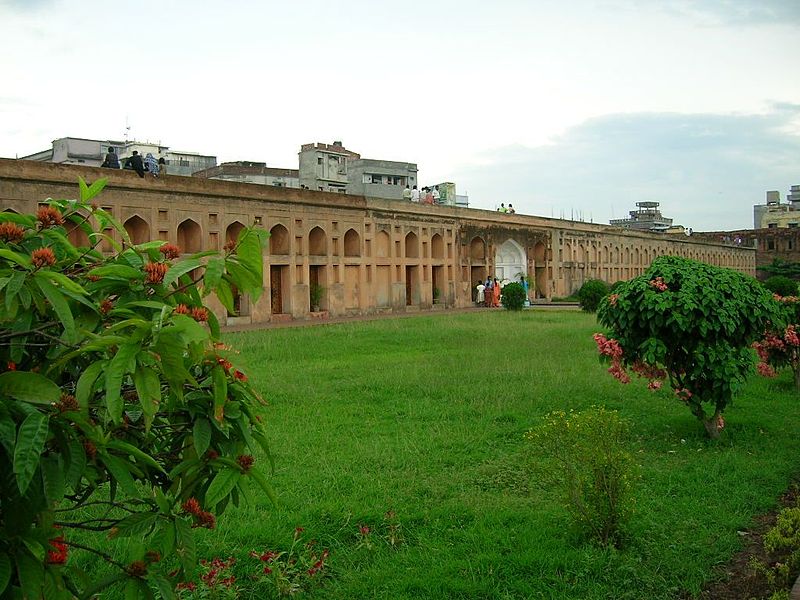 800px-Lalbagh_Fort2008d.jpg