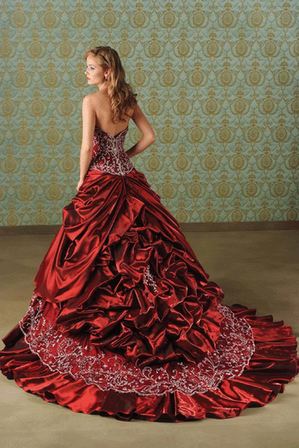 beautiful-red-wedding-dresses08.jpg