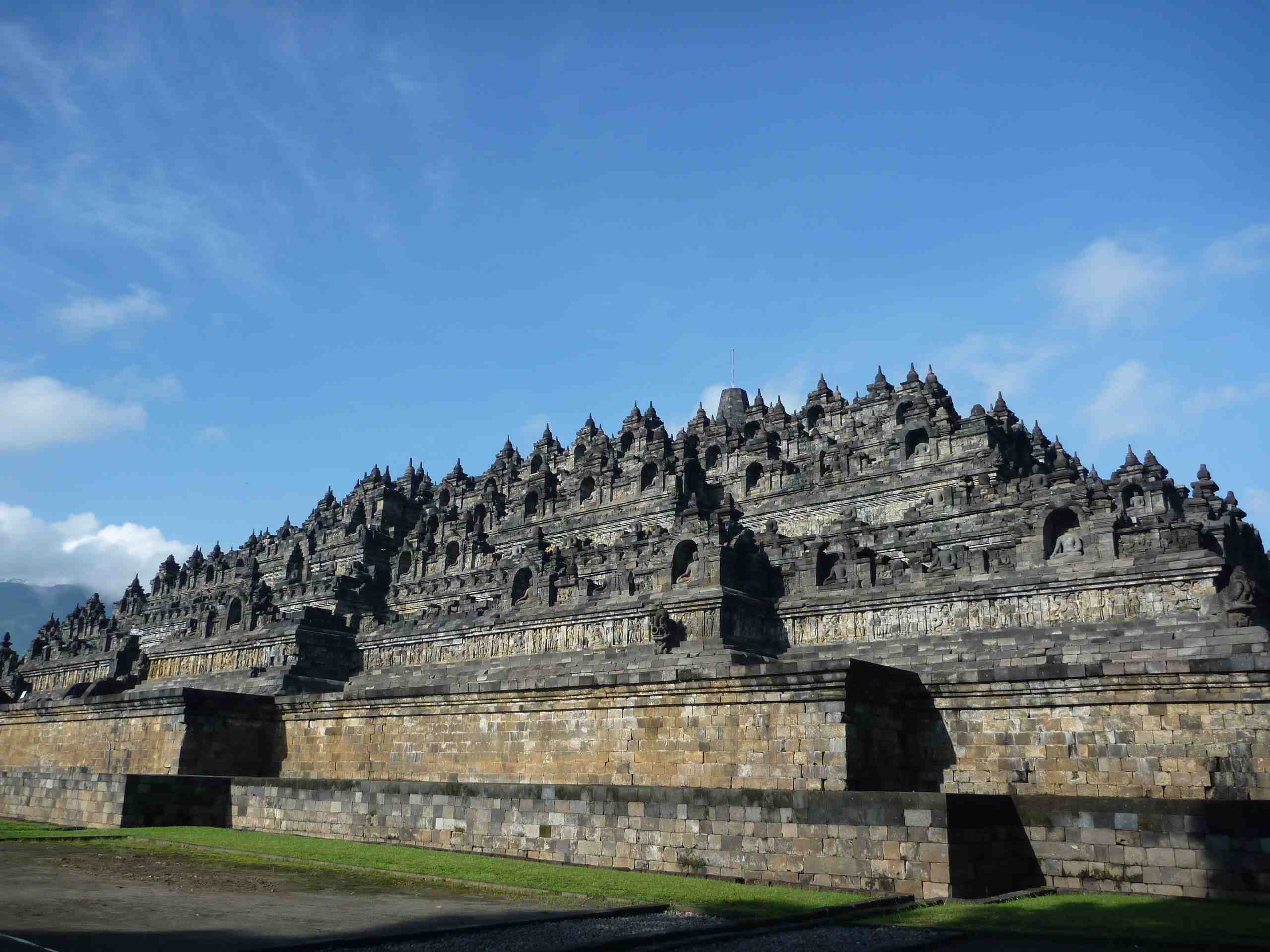 borobudur1-2012.jpg