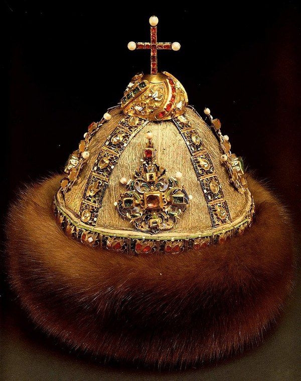 rusempcrowns001-6.jpg