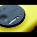 First hands-on with the Nokia Lumia 1020