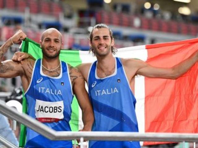 Történelmi aranyak!!! (100 méter- és magasugrásarany 10 percen belül!)