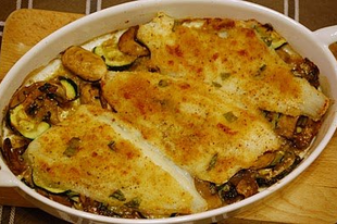 Gyors vacsora: Bazsalikomos lepényhal filé gomba-cukkini ágyon - Filetto di platessa al basilico su letto di funghi champignon e zucchine