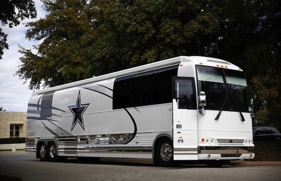 cowboys_bus_1.jpg