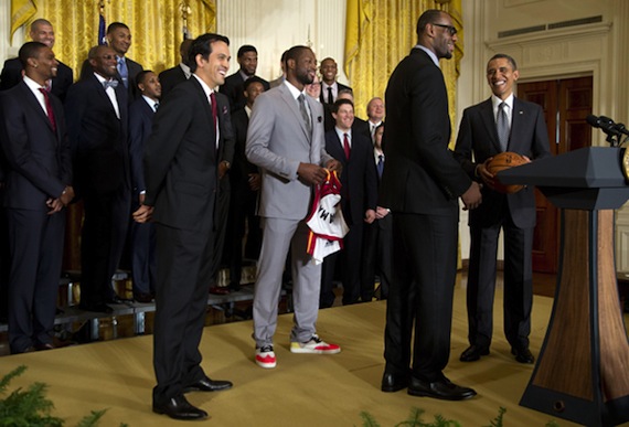 obama-miami-heat-basket-dwyane-wade-gq.jpg