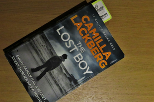 Camilla Läckberg: A toronyőr (The Lost Boy)