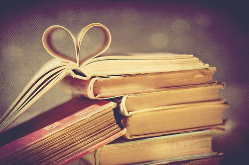 books-cute-heart-love-photography-favim_com-429445.jpg