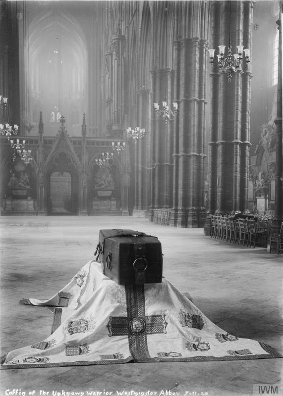 the_unknown_warrior_at_westminster_abbey_november_1920_q31514.jpg