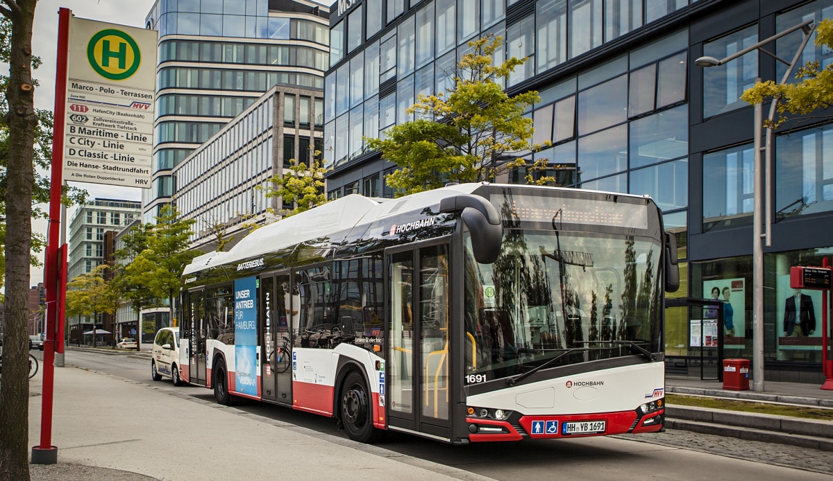 new_solaris_urbino_12_electric_hochbahn_hamburg.jpg