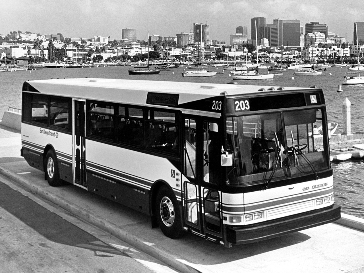 VV2084 Ikarus Bus - Santa Clara, Cuba, This is a scanned im…