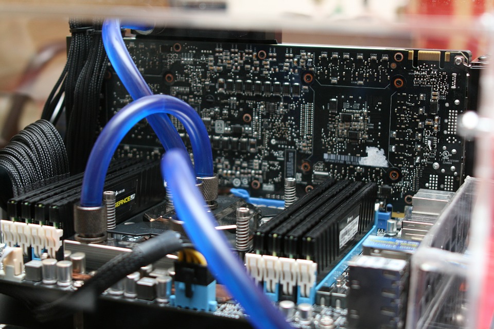 motherboard-386669_960_720.jpg
