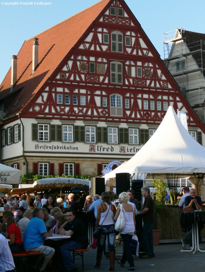 zwiebelfest-esslingen.jpg