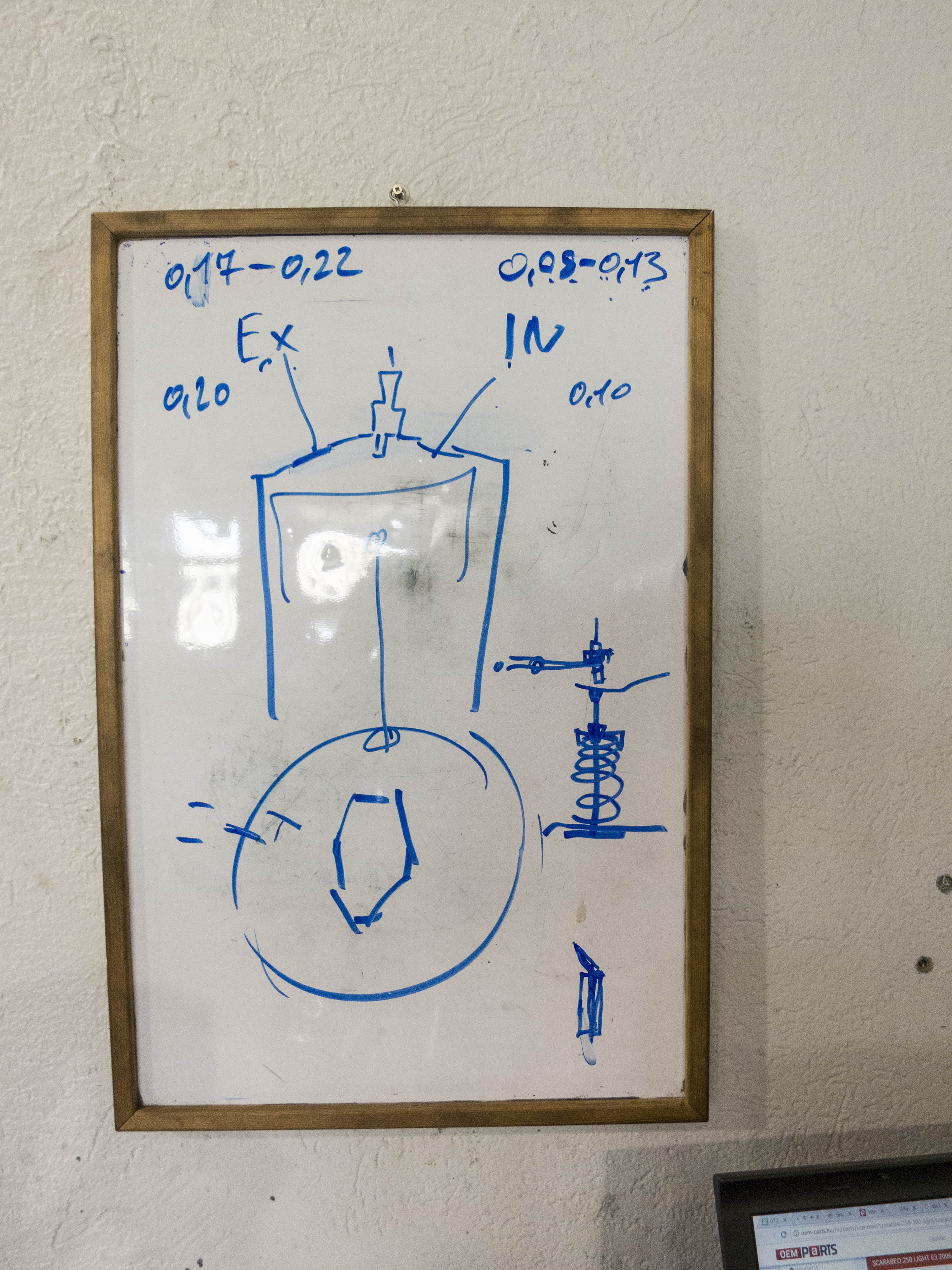 Elméleti képzést is kaptam