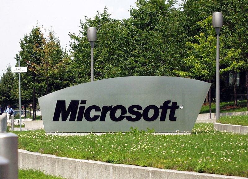 800px-microsoft_sign_on_german_campus.jpg