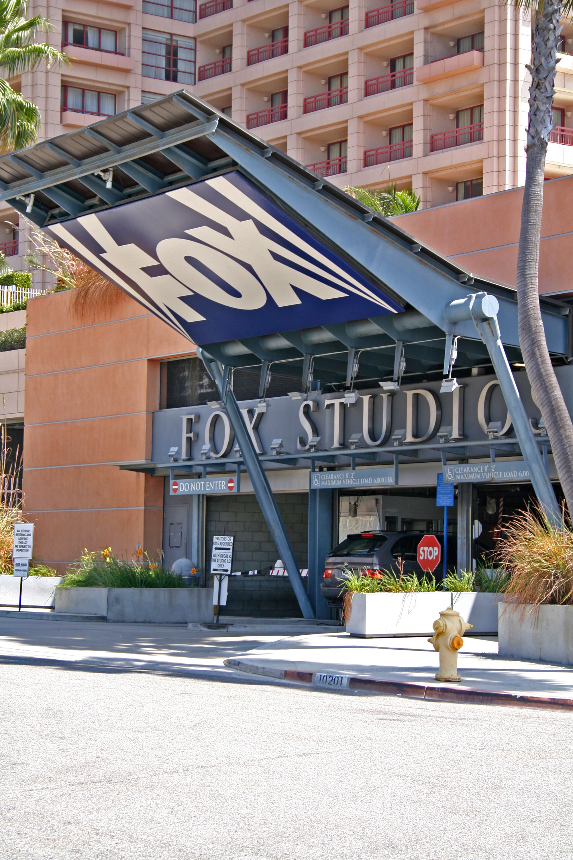 foxstudios.jpg