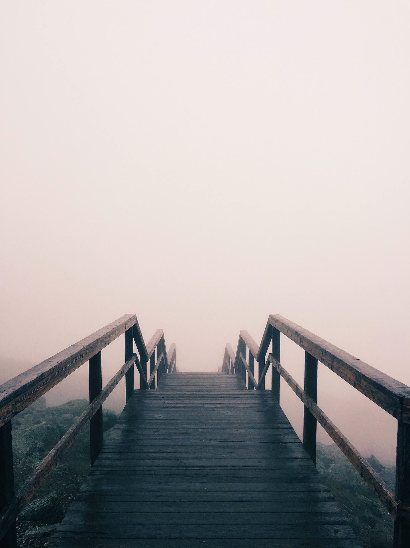 wooden-bridge-919081_1920.jpg