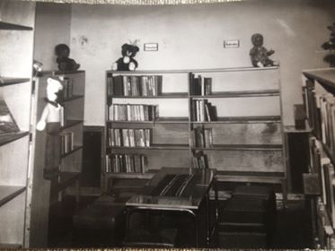 Könyvtáravató 1977 árilis 4