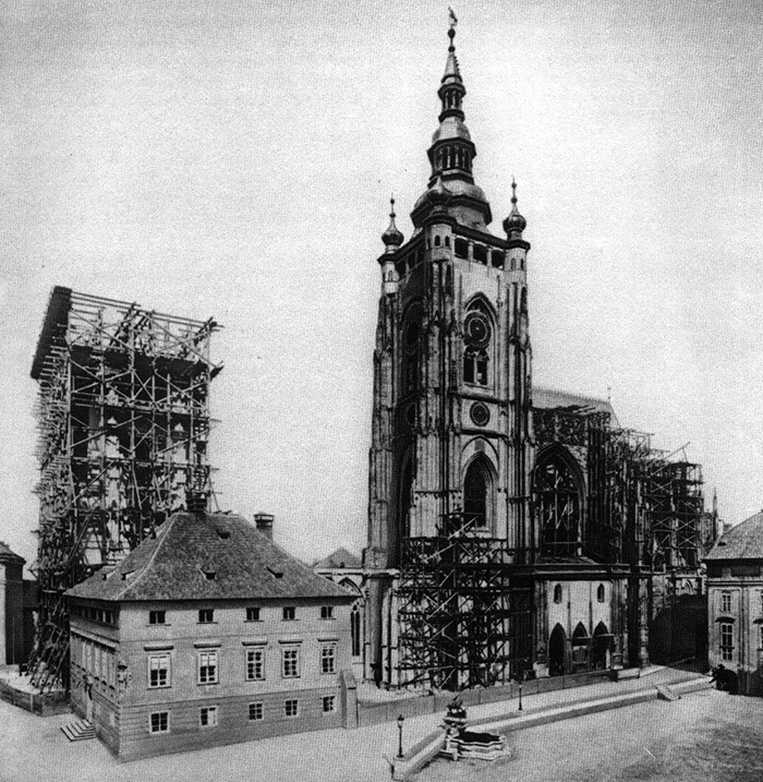 Praha_katedrála_sv_Víta_1887.jpg