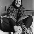 Elhunyt Colleen McCullough, a Tövismadarak szerzője