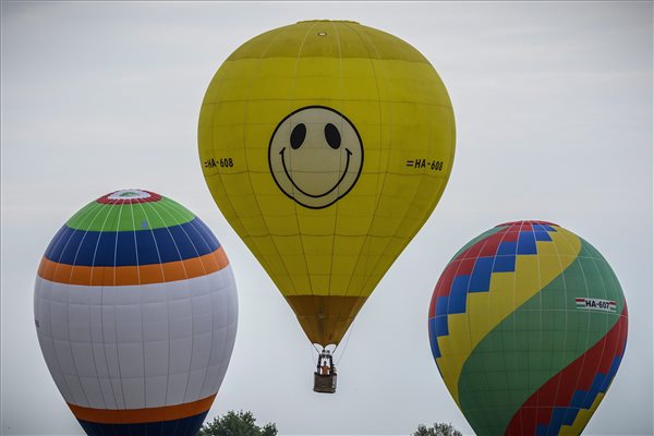 Hőlégballonverseny.jpg