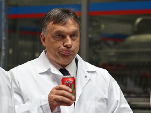 orbán kóla_01.jpg