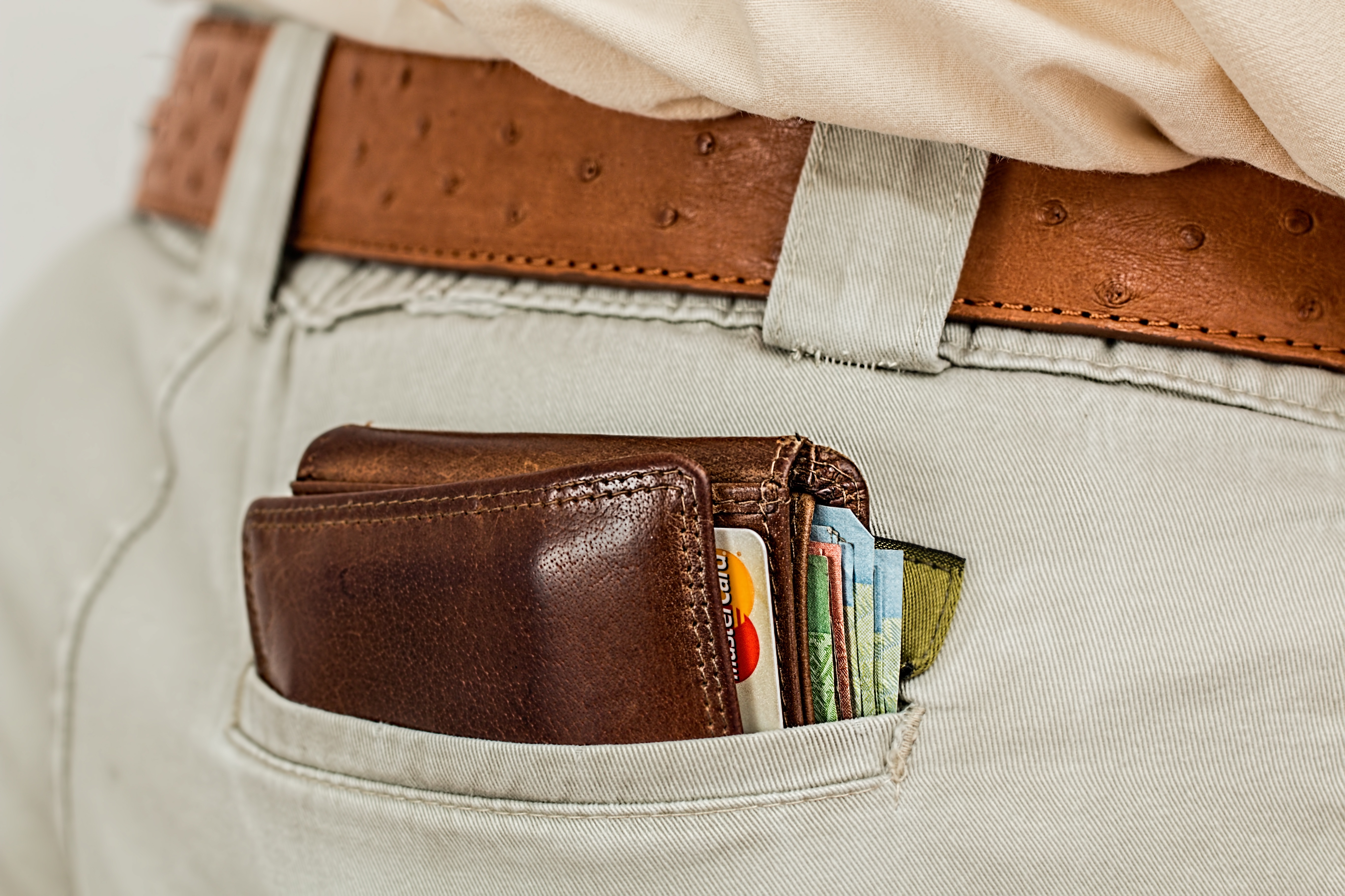 wallet-cash-credit-card-pocket.jpg