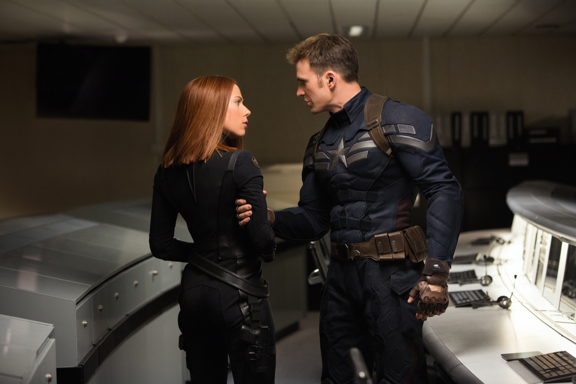 captain-america-the-winter-soldier-scarlett-johansson-chris-evans.jpg