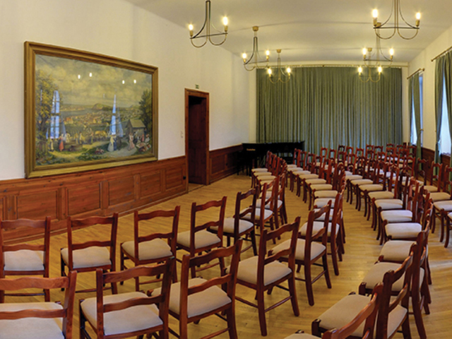 Őszi színek -  Programok az Óbudai Társaskör novemberi palettáján