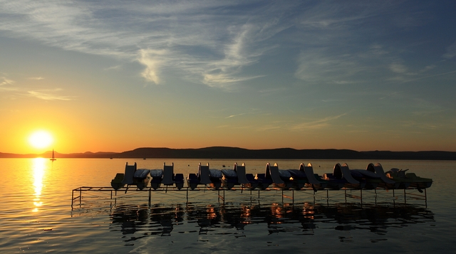 Az elérhető magyar álom! - Vízparti nyaraló a Balatonnál