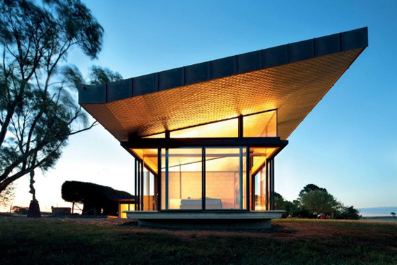 Brent-Knoll-Residence-in-Malmsbury-Australia-by-March-Studio-2.jpg