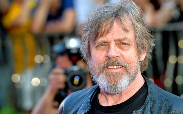 Mark Hamill csatlakozik a szakállas Jedi-mesterek sorához.