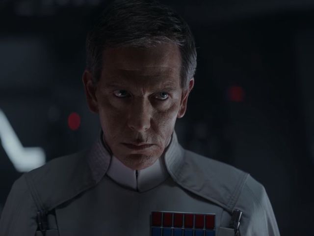 Tarkin riválisa a Zsivány Egyes rosszfiúja