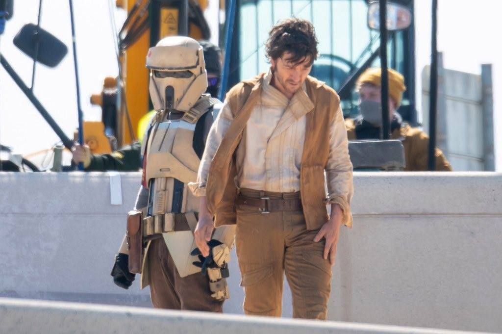 Diego Luna egy Shoretrooper társaságában - Cleveleys, Anglia