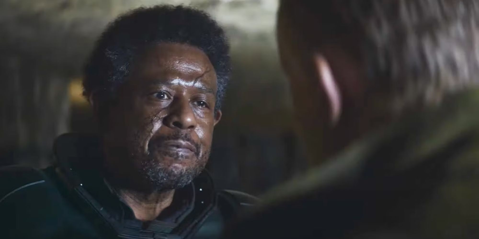 A klónháború gerillaharcaiban edződött Saw Gerrera (Forest Whitaker) bármire kész a Birodalom ellen.