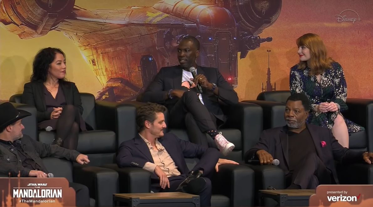 mandalorian_premier_podium.jpg